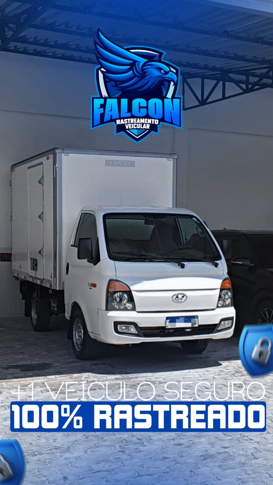 Caminhão baú Hyundai HR cliente Falcon Rastreamento protegido
